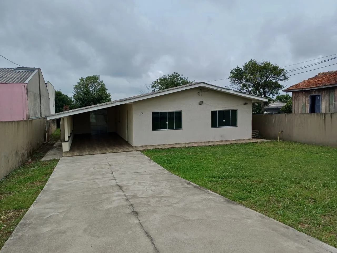 Casa para Locação e Venda – Bairro Santana